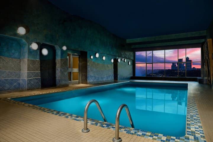 Pool 75 of 183