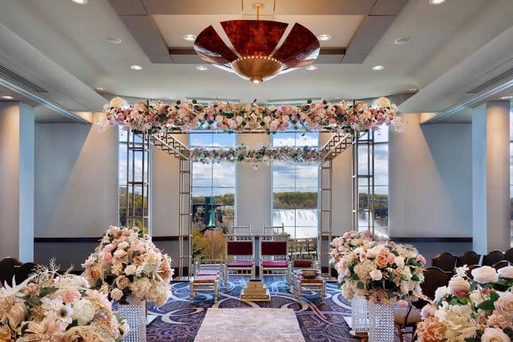 Ballroom/Hall 143 of 183