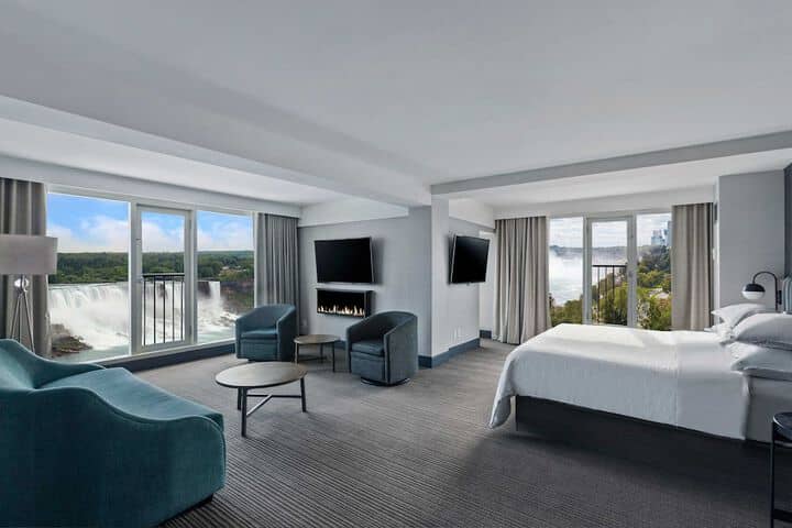 Room 27 of 183