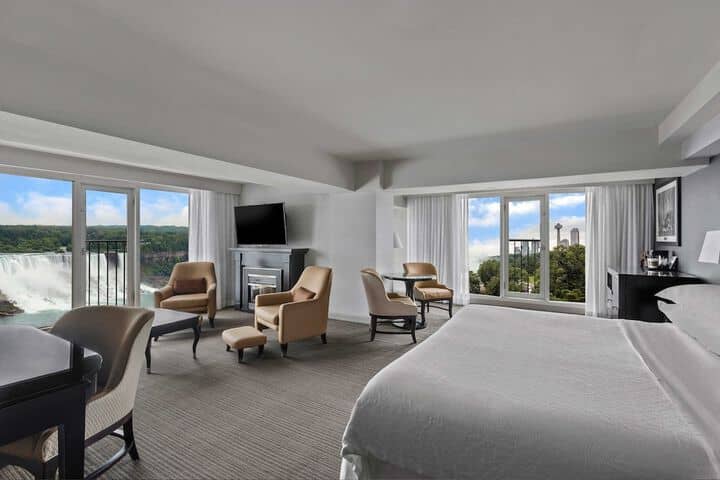 Room 20 of 183