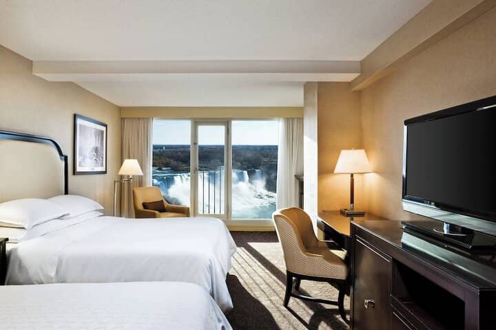 Room 50 of 183