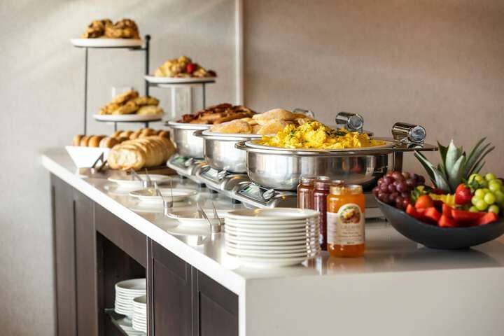 Breakfast/Coffee Service 135 of 183